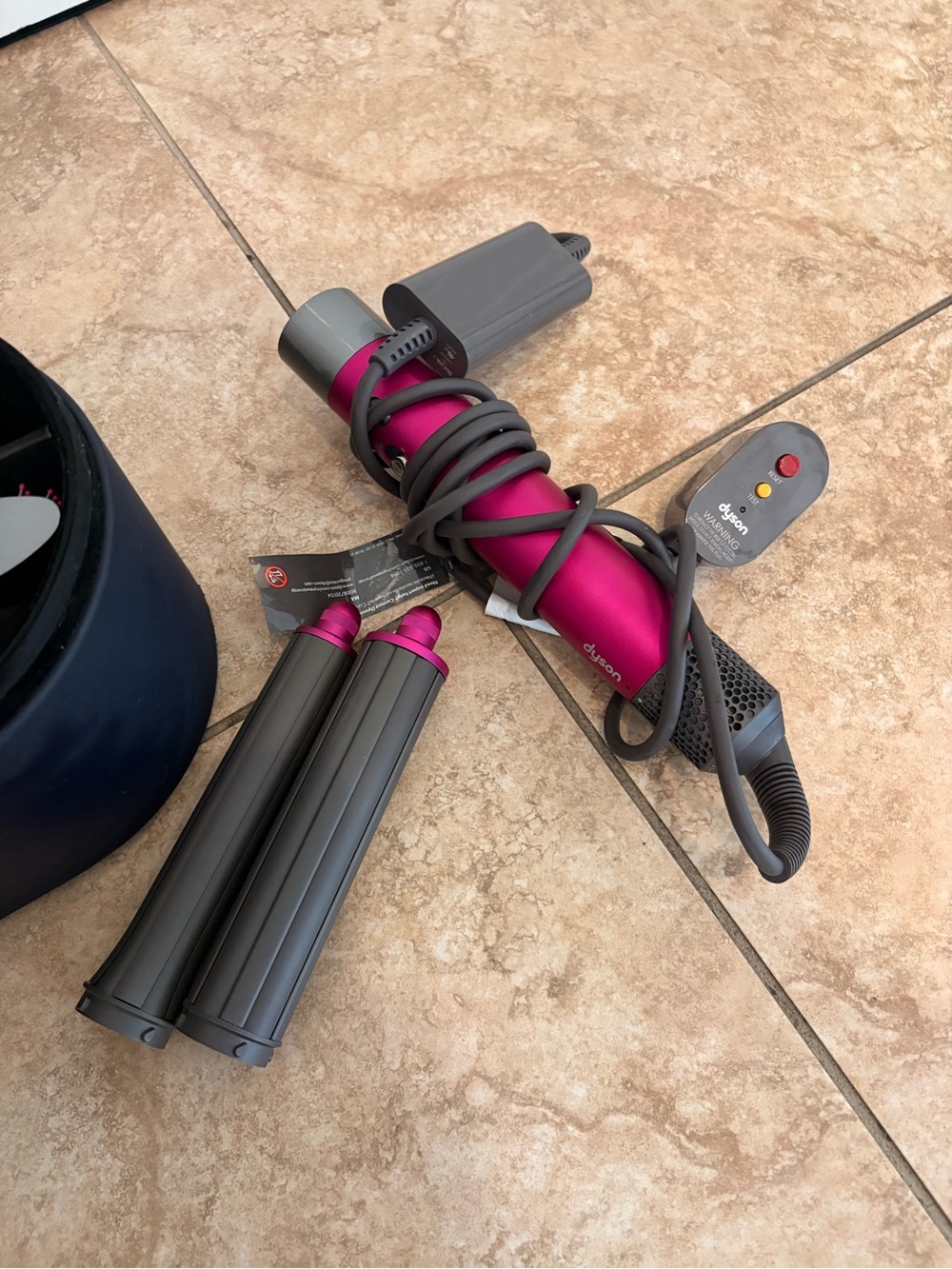 Dyson Hot Pink Multi-Styler Set with Velvet Case - Picture 3 of 6
